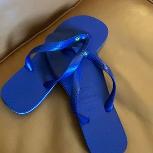 NWOT havaiana flip flop royal blue sz 41/42 US11w